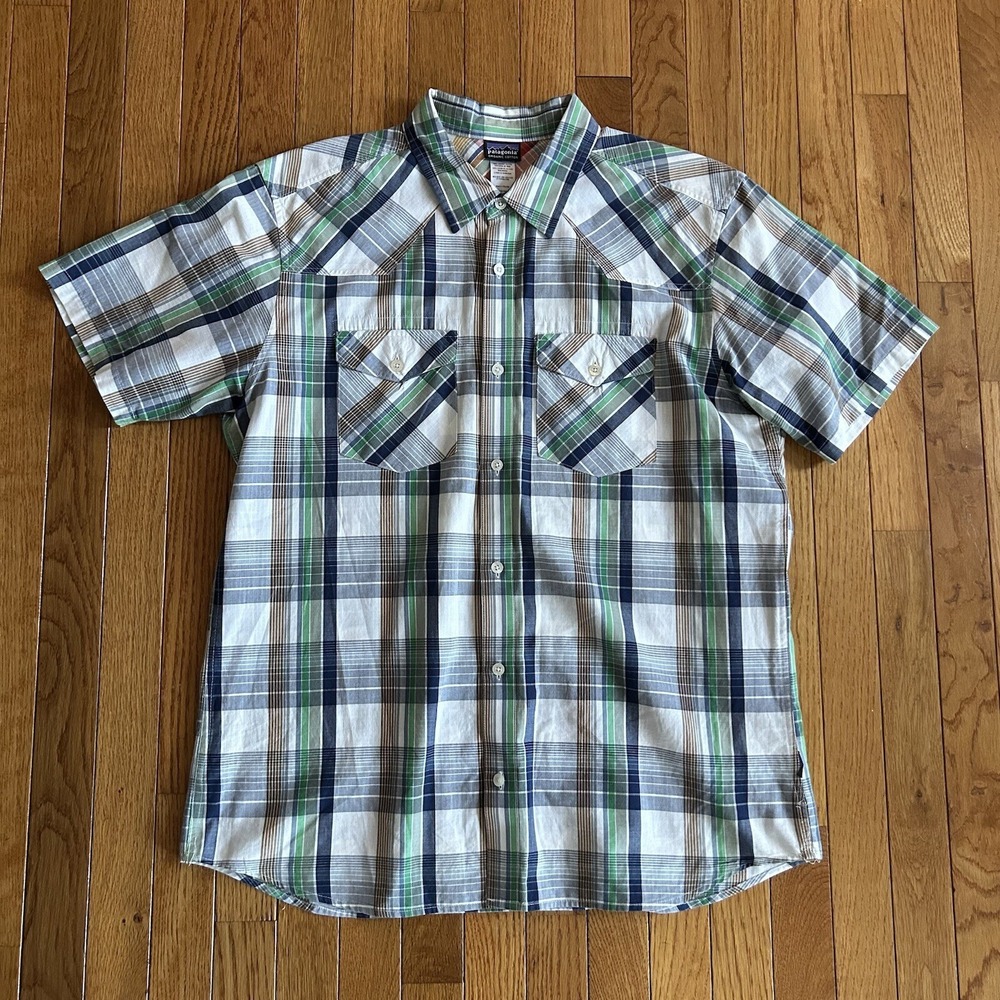 Patagonia Shirt Mens Medium Button Up Short Sleeve Organic Cotton Outdoor‎